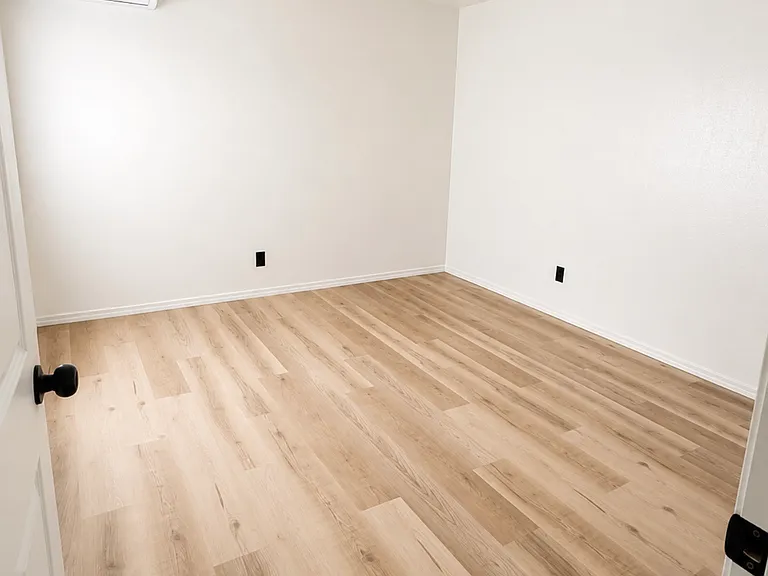 1007 Marron Cir NE #Q — Photo 5