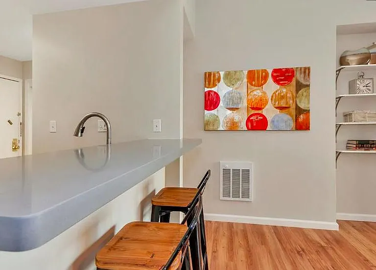 151 Lakeside Dr #307 — Photo 13