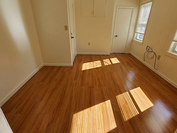 3rd image of 85 1/2 W Hollis St #2