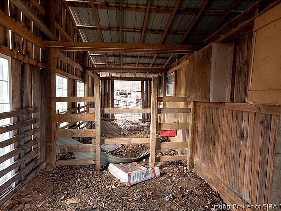 5th image of 4249 W Grandview Road