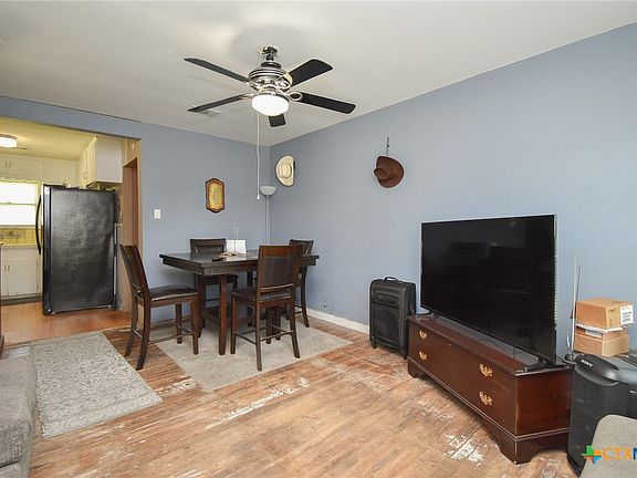 3rd image of 1804 E Guadalupe St