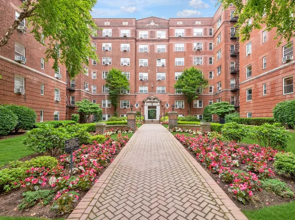 113-14 72nd Road image 1 of 16