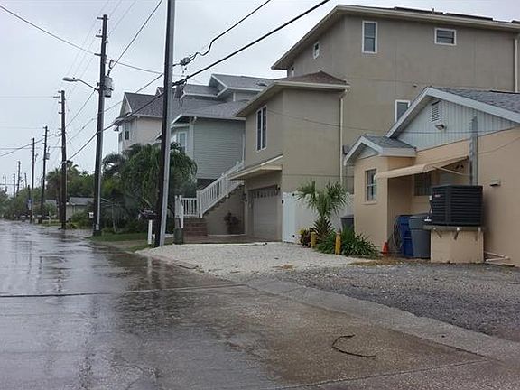 4th image of 130 126th Ave