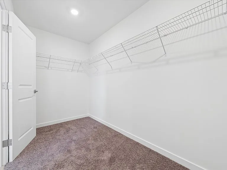4840 88th Dr NE — Photo 37