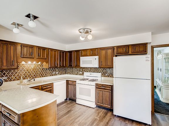 4th image of 12930 McVicker Ave