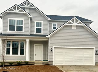 4637 Golden Eagle Dr, Louisville, KY 40245