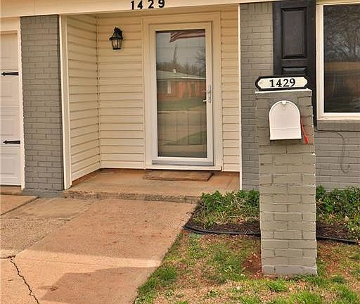 4th image of 1429 Beechwood Ln