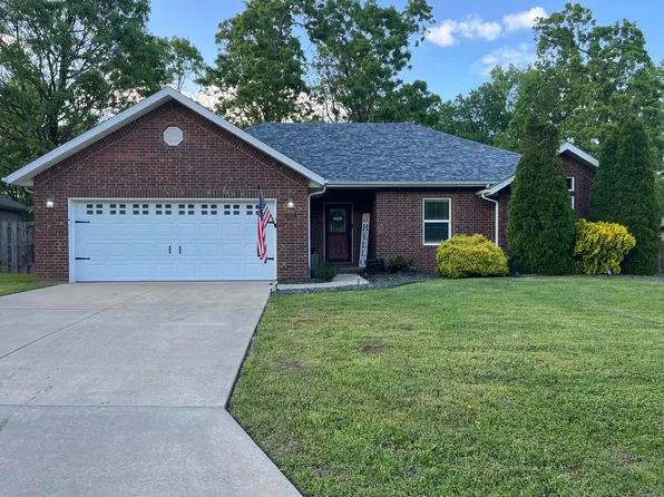 1025 Nickolas Street, Aurora, MO 65605