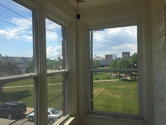 4th image of 506 Kirby St E #17