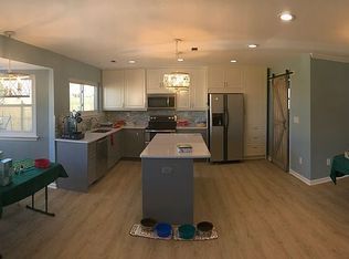 4472 Smokey Lake Dr, Virginia Beach, VA 23462