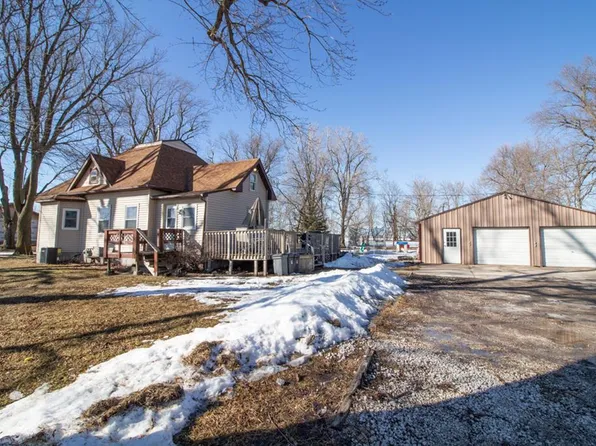 704 W Skillet Ave, Dayton, IA 50530