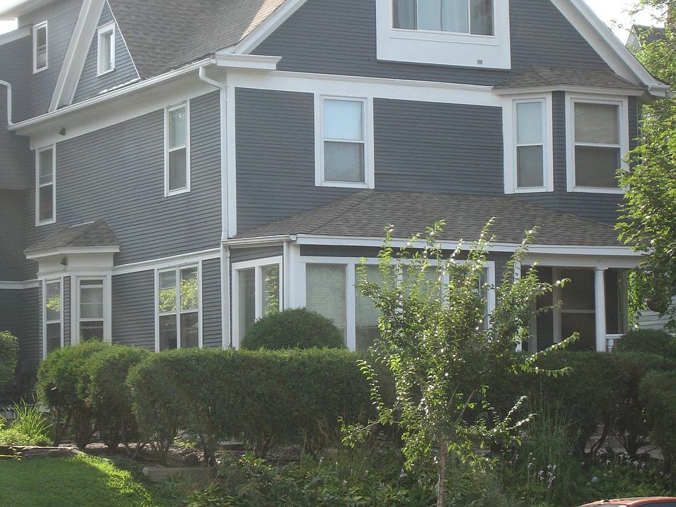 1st image of 2428 Lyndale Ave S