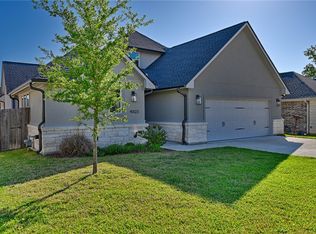 4023 Brownway Dr, College Station, TX 77845