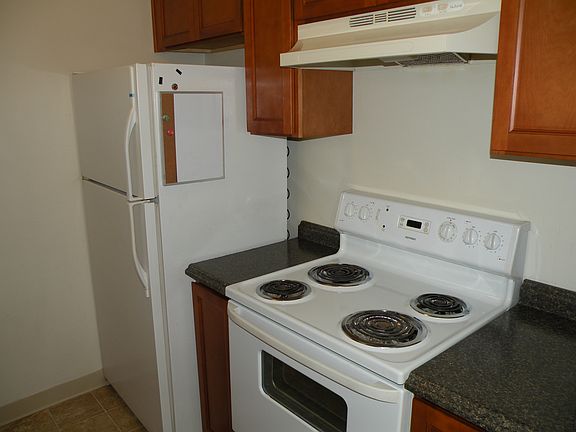 5th image of 9033 El Cajon Way APT 4