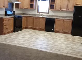 1608 Montgomery Dr #333, Hartland, MI 48353