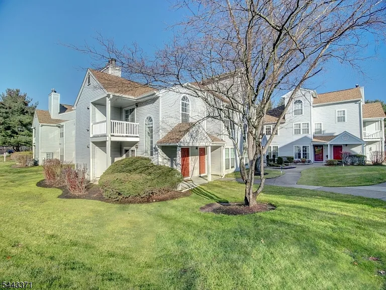 142 Harvest Ln — Photo 27