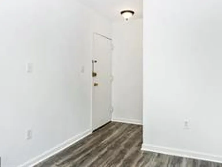 12202 Braxfield Ct #16/228 — Photo 3