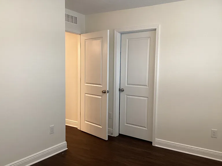 22407 Bellini Cir — Photo 19