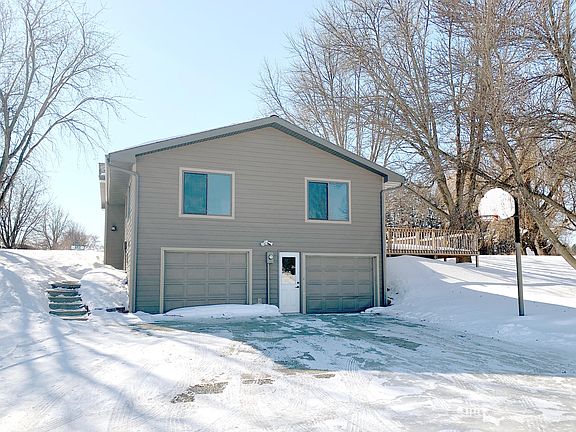2nd image of 316 9th St W