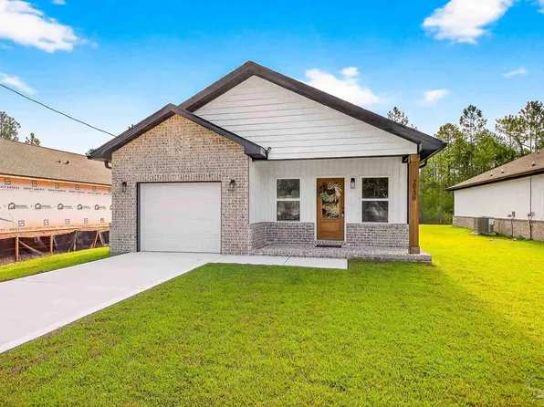 2936 N 25th Ave, Milton, FL 32583