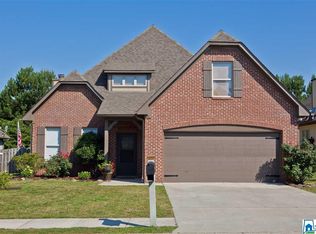 1005 Aronimink Dr, Calera, AL 35040