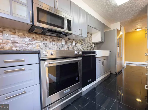 19513 Gunners Branch Rd APT L, Germantown, MD 20876