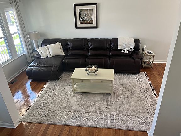 5th image of 65 Villa Ave