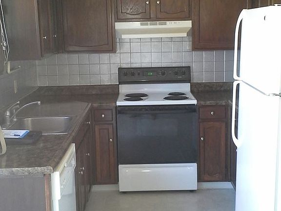 4th image of 1335 Winona Ct