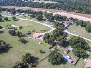 800 River View Rd, Millsap, TX 76066