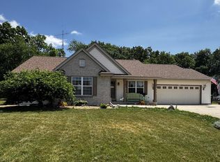 2501 Michele LANE, East Troy, WI 53120