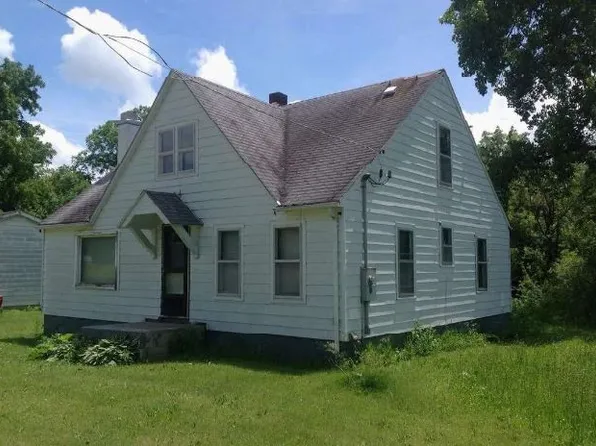 1689 Lee Center Rd, Amboy, IL 61310