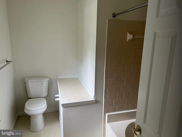 1520 Murray Pl — Photo 10
