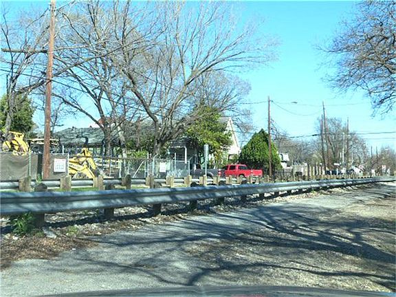 10,000 sqft continuous Lot in Art District for future development for Townhomes / Condominiums