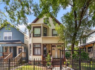 1922 N Central Park Ave, Chicago, IL 60647