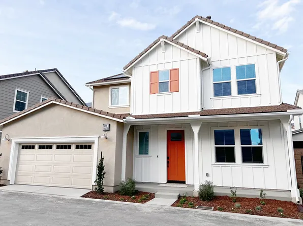 6974 Mallow Dr #5, Fontana, CA 92336