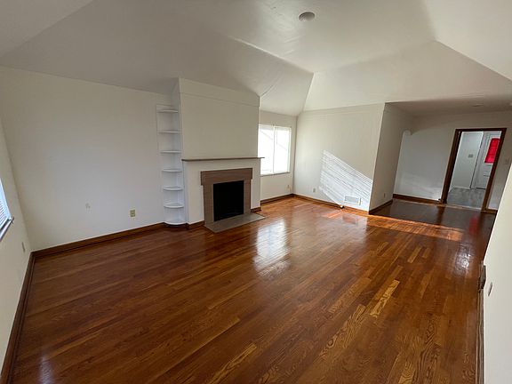 4th image of 1655 Northwest Blvd