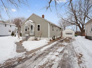 830 7th St, Green Bay, WI 54304