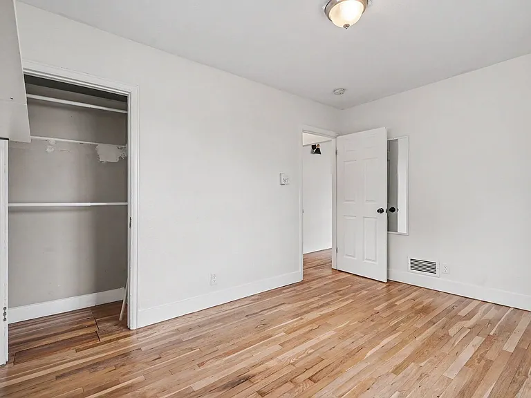 1310 Alton St — Photo 11