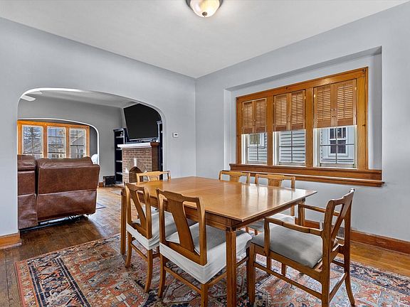 5th image of 1106 Wolff STREET