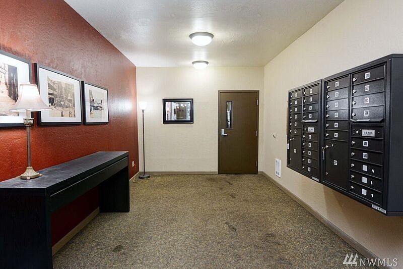 Entry Way- Mail
