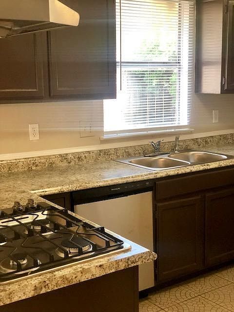 1st image of 16034 Vista Del Mar Dr