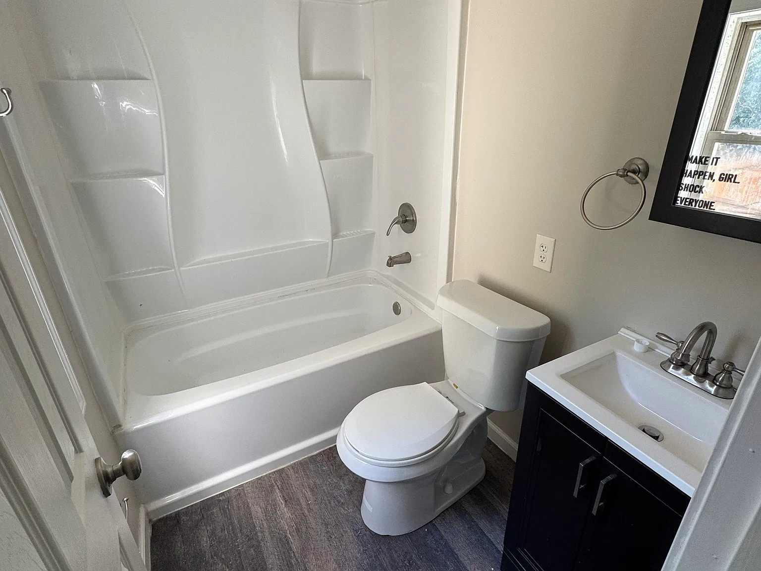 1 bed, 480 sqft, $975 — Photo 4