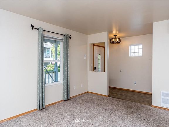 3rd image of 26400 Apple Jack Ln NE