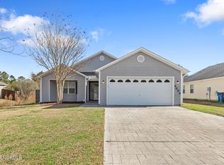 4004 W T Whitehead Dr, Jacksonville, NC 28546