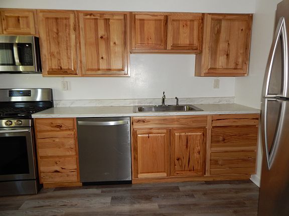 5th image of 6115 Parkway Dr Floor 1