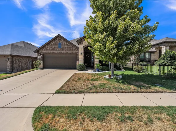 2524 Hadley St, Weatherford, TX 76087