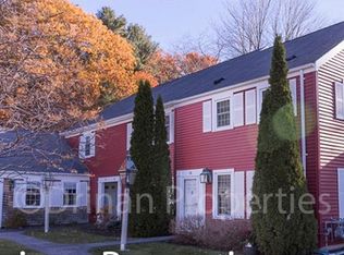 36 Colonial Vlg, Falmouth, ME 04105