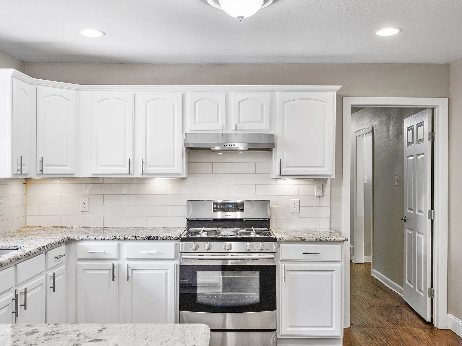 3 bed, 1482 sqft, $3,200 — Photo 4