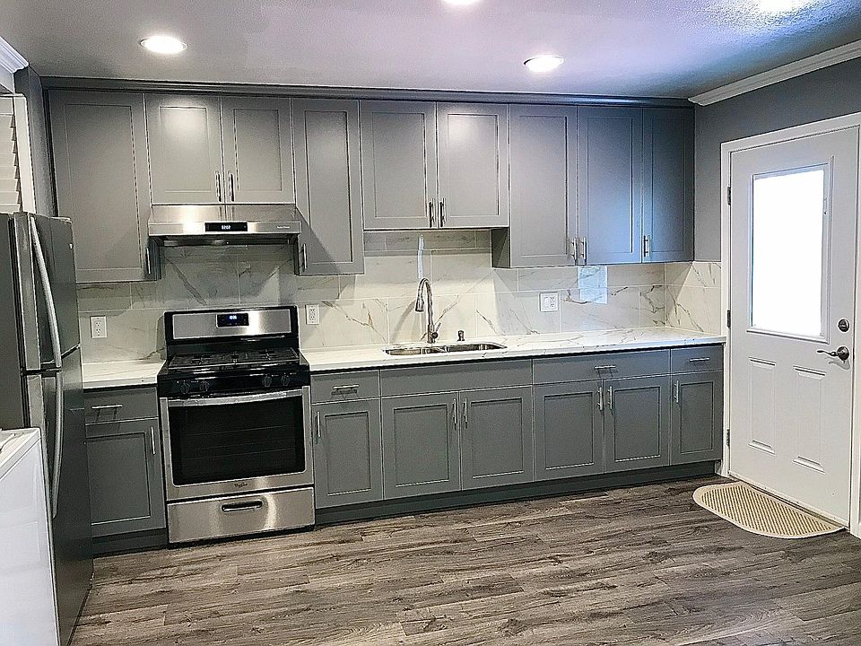 1st image of 172 Linden Ave #B