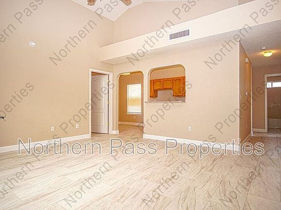 3rd image of 14504 Thayer Pease Ave